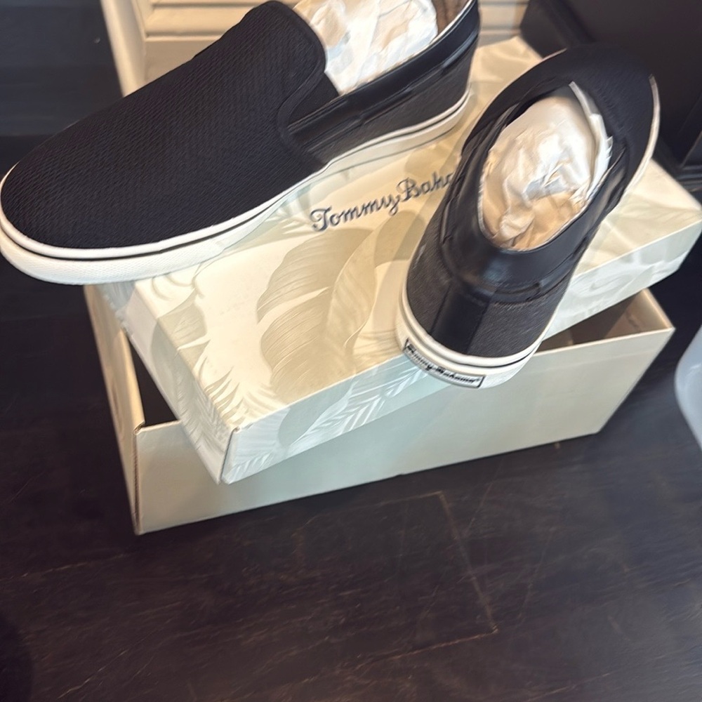 Tommy Bahama men’s shoes